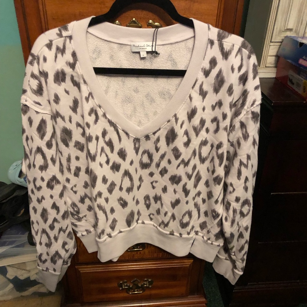 NWT Michael Stars Bone & Black Pullover Leopard Camila V-Neck Sweatshirt - Picture 1 of 5